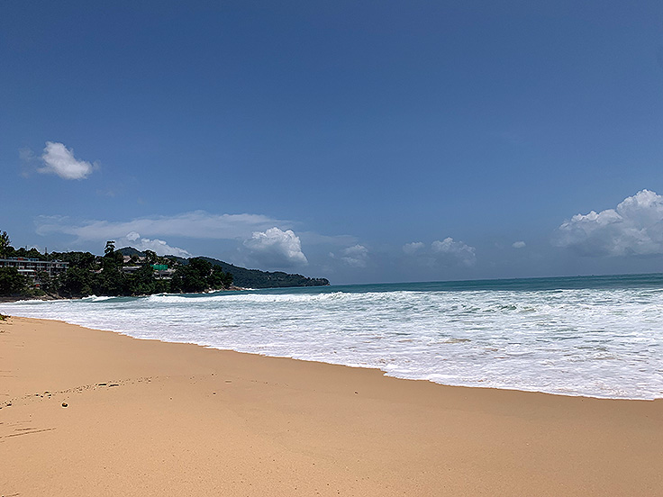 Image / Phuket Beach Guide / Surin Beach #1
